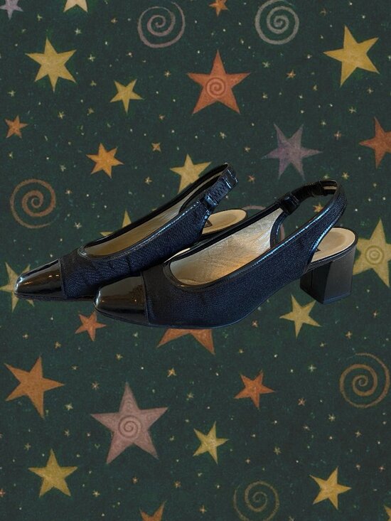 Shoes - Vintage Roberto Capucci Slingback Heels
